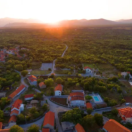 Modern Xxl Vila Makarska