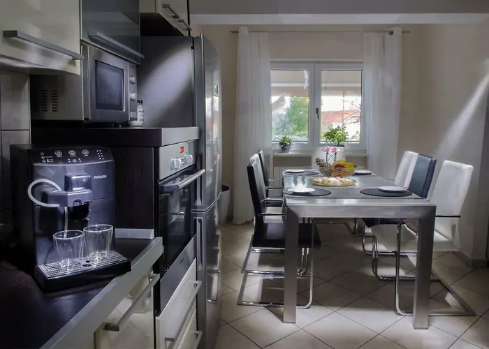 Modern Xxl Villa Makarska