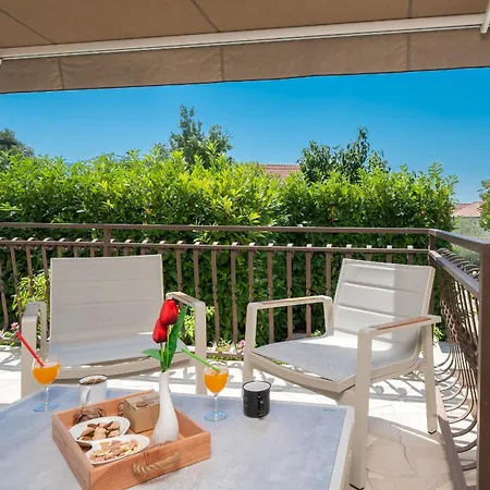 Modern Xxl * Макарска