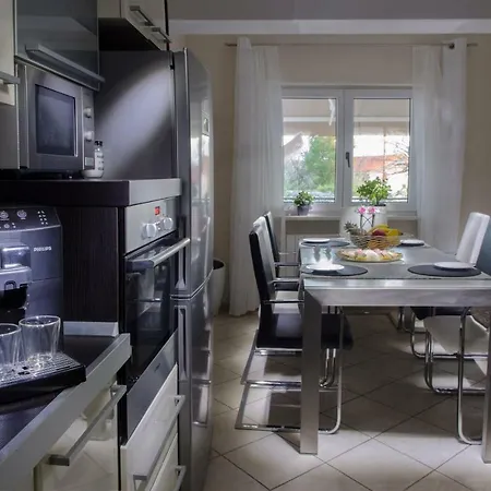 Modern Xxl Villa Makarska